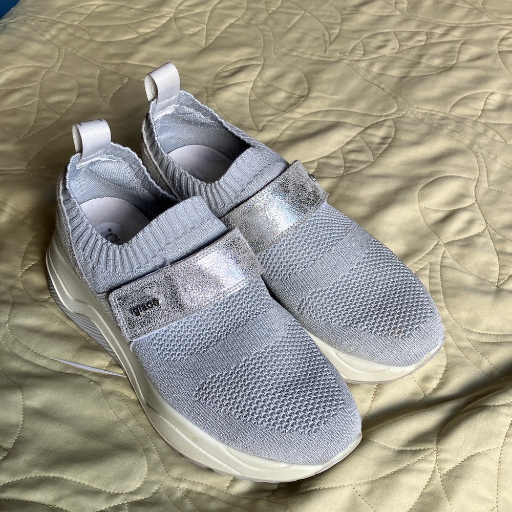 Slip-On Knit Sneakers with Sparkle Strap - Light Gray